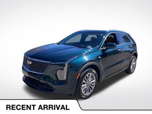 Used 2024 Cadillac XT4 Premium Luxury w/ Technology Package image 1