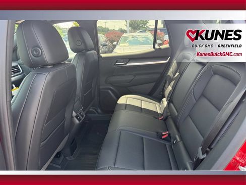 New 2027 GMC Terrain Elevation w/ Elevation Premium Package AWD/4WD image 29