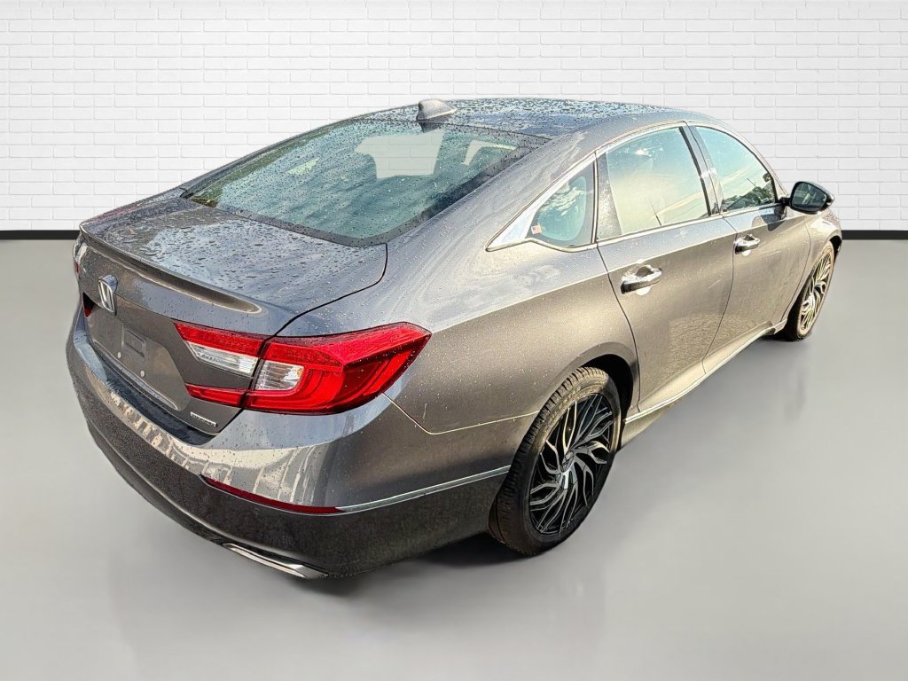Used 2018 Honda Accord Touring image 8