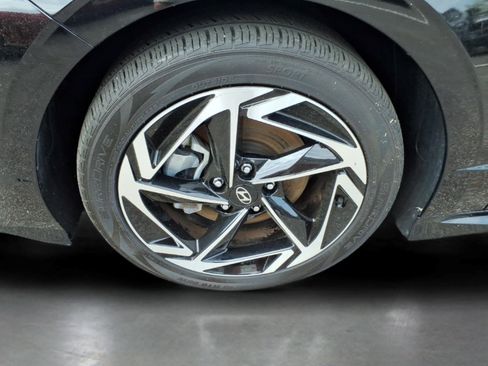 Used 2024 Hyundai Sonata SEL w/ Convenience Package FWD image 9