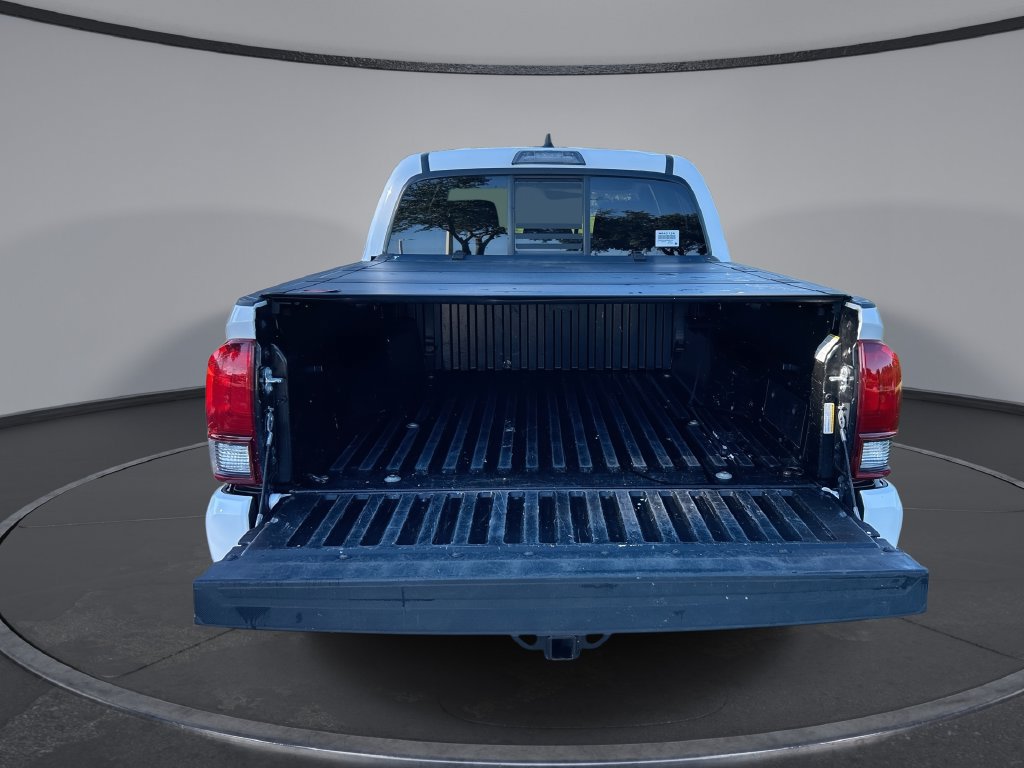 Used 2023 Toyota Tacoma SR AWD/4WD image 29