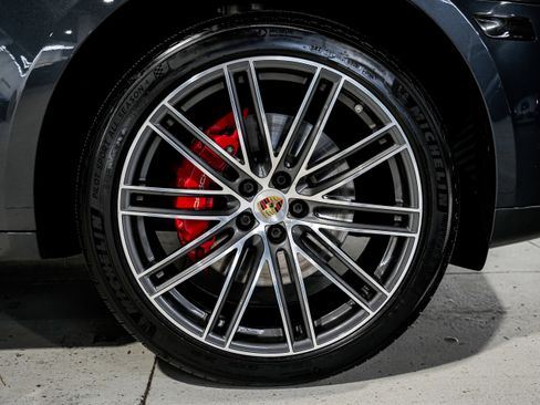 Used 2021 Porsche Macan GTS image 54