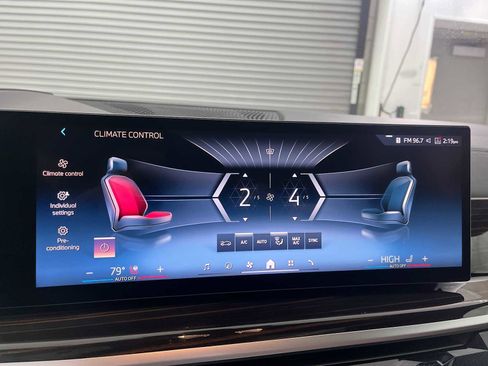 Used 2026 BMW X5 xDrive40i image 17