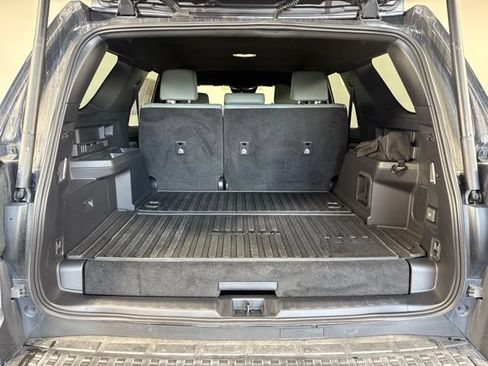 Used 2025 Toyota 4Runner Trailhunter AWD/4WD image 21