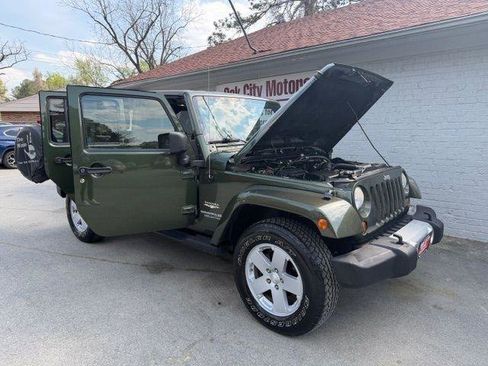 Used 2008 Jeep Wrangler Unlimited Sahara image 9