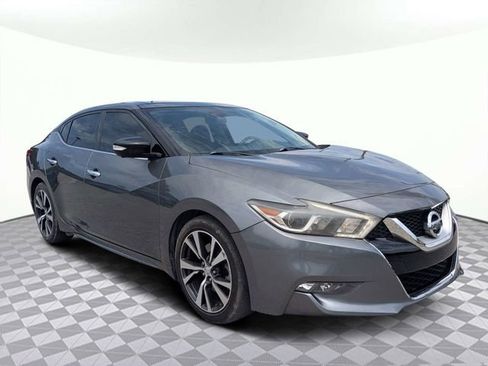 Used 2017 Nissan Maxima Platinum FWD image 2