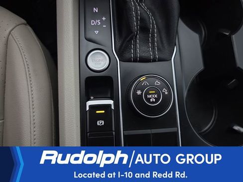 Used 2021 Volkswagen Atlas SE image 24