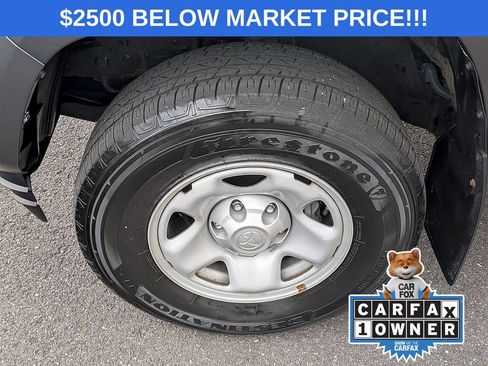 Used 2023 Toyota Tacoma SR AWD/4WD image 27