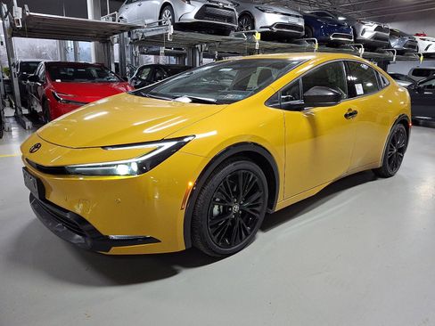 New 2026 Toyota Prius Plug-In Hybrid image 2