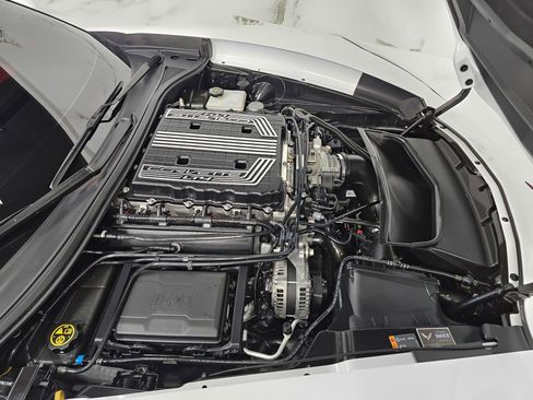 Used 2017 Chevrolet Corvette Z06 image 3