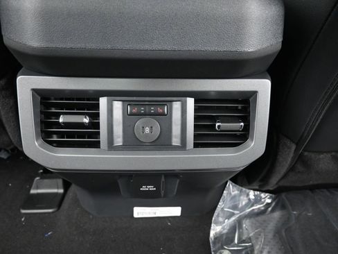 New 2026 Ford F250 Lariat w/ Black Appearance Package AWD/4WD image 29