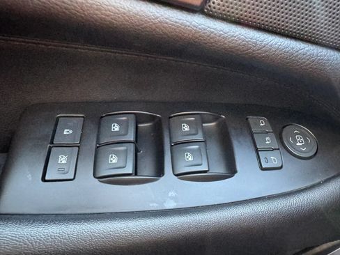 Used 2020 Cadillac Escalade Luxury AWD/4WD image 13
