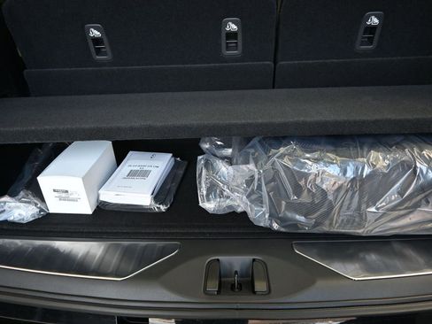 New 2026 INFINITI QX80 Autograph w/ Premium Cargo Package image 21