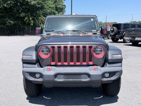 Used 2020 Jeep Wrangler Sport AWD/4WD image 3