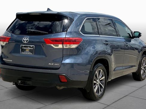Used 2017 Toyota Highlander XLE image 13