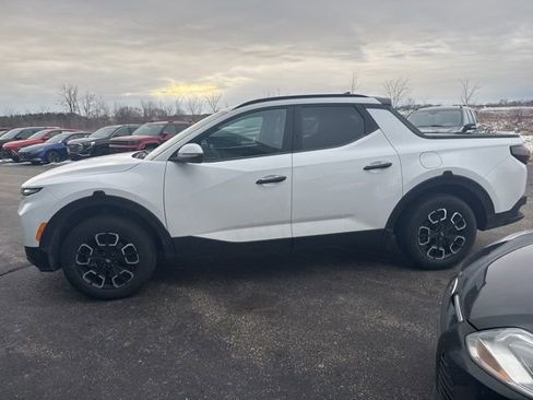 Used 2022 Hyundai Santa Cruz SEL w/ Activity Package image 4