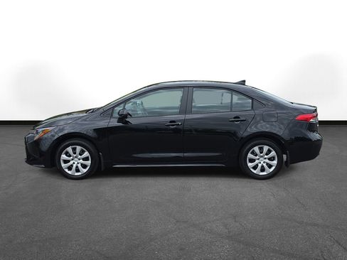 Used 2026 Toyota Corolla LE FWD image 9