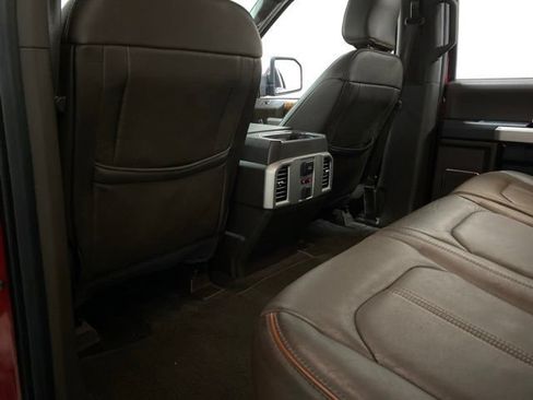 Used 2015 Ford F150 King Ranch w/ Equipment Group 601A Luxury AWD/4WD image 18