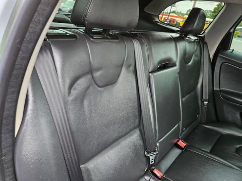 Used 2015 Volvo XC60 T5 AWD/4WD image 14