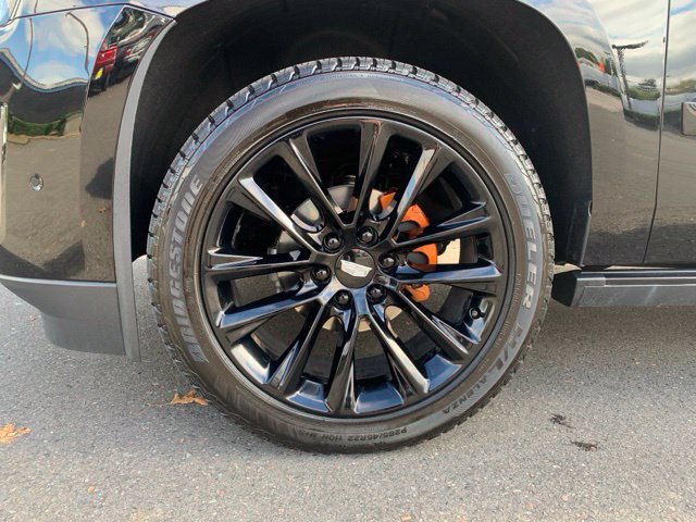 Used 2019 Cadillac Escalade Premium Luxury w/ Escalade Sport Edition AWD/4WD image 12