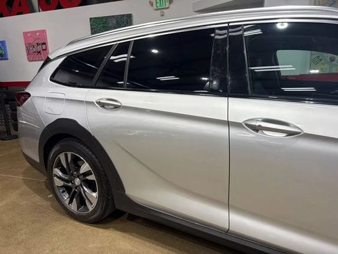Used 2018 Buick Regal Essence w/ Sights and Sounds Package AWD/4WD image 51