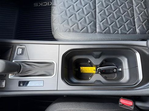 Certified 2025 Nissan Kicks SV w/ Charging Package FWD image 21