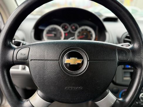Used 2010 Chevrolet Aveo LT image 28