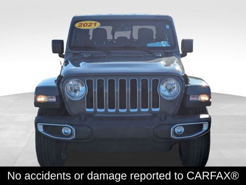 Used 2021 Jeep Gladiator Overland w/ Popular Equipment Package AWD/4WD image 3
