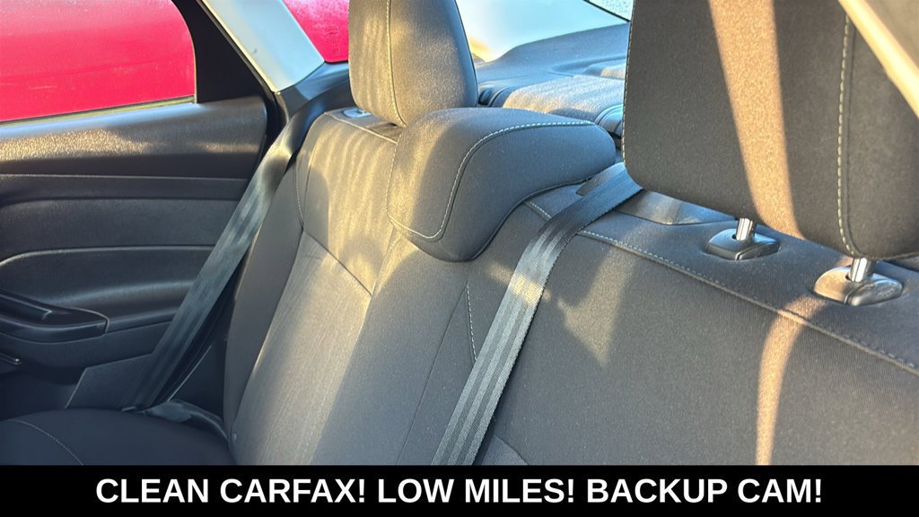Used 2018 Ford Focus SE FWD image 23