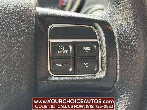 Used 2018 Dodge Journey SE w/ Blacktop Package image 39