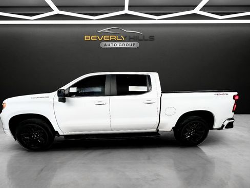 Used 2022 Chevrolet Silverado 1500 RST w/ Protection Package AWD/4WD image 2