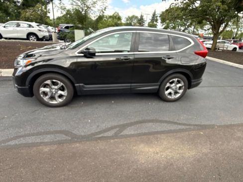 Used 2018 Honda CR-V EX image 2