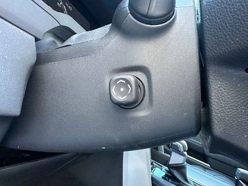 Used 2023 Toyota Tundra Platinum image 26