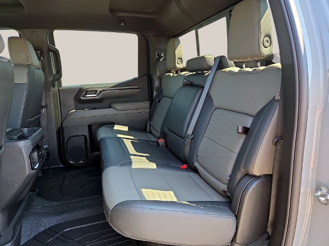 Used 2024 Chevrolet Silverado 1500 ZR2 w/ Technology Package AWD/4WD image 13