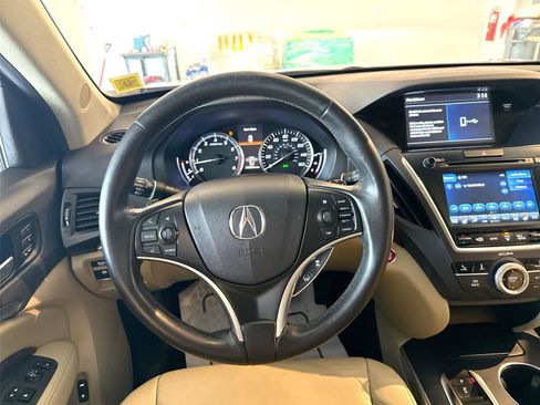 Used 2020 Acura MDX SH-AWD image 11
