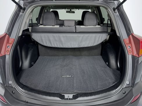 Used 2014 Toyota RAV4 XLE image 24