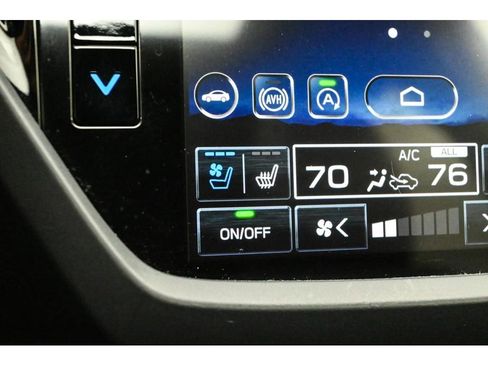 Used 2025 Subaru Forester Touring AWD/4WD image 31