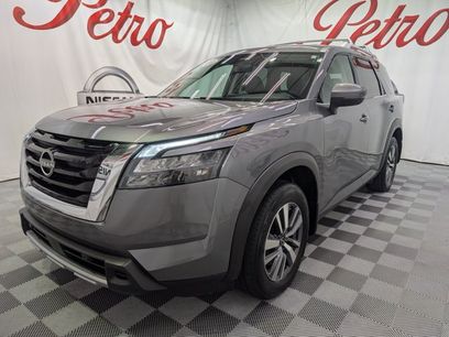 Certified 2025 Nissan Pathfinder SL