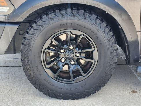 Used 2018 RAM 1500 Rebel w/ Ram 1500 Black Rebel Group AWD/4WD image 10