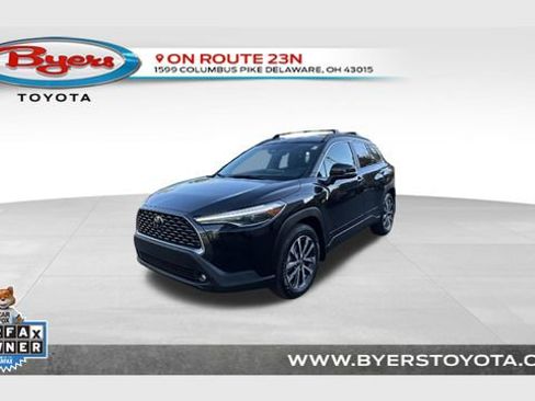 Used 2024 Toyota Corolla Cross XLE AWD/4WD image 1