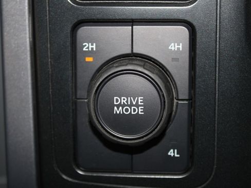 Used 2023 Ford F150 XLT AWD/4WD image 46