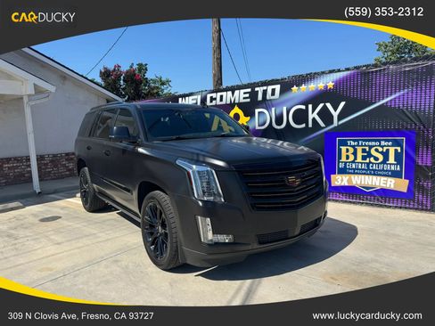 Used 2019 Cadillac Escalade Platinum w/ Escalade Sport Edition AWD/4WD image 1