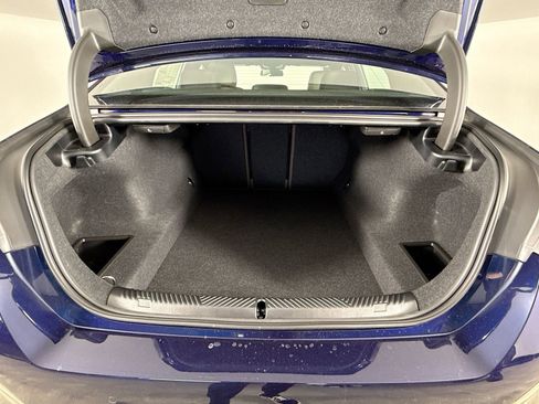 New 2026 BMW 540i xDrive w/ M Sport Package image 28