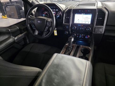 Used 2018 Ford F150 XLT image 15