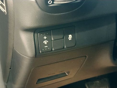 Used 2017 Kia Soul image 11