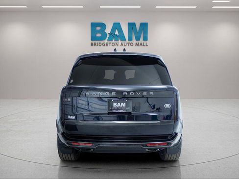 Used 2023 Land Rover Range Rover SE AWD/4WD image 6