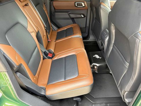 Used 2024 Ford Bronco Outer Banks AWD/4WD image 20