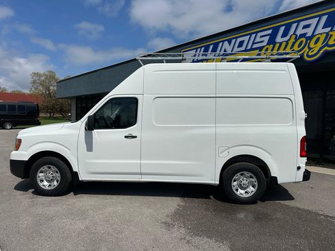 Used 2018 Nissan NV 2500 SV w/ Navigation Package image 4