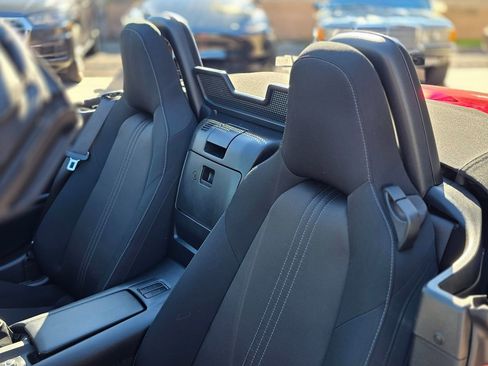 Used 2025 MAZDA MX-5 Miata Sport image 21