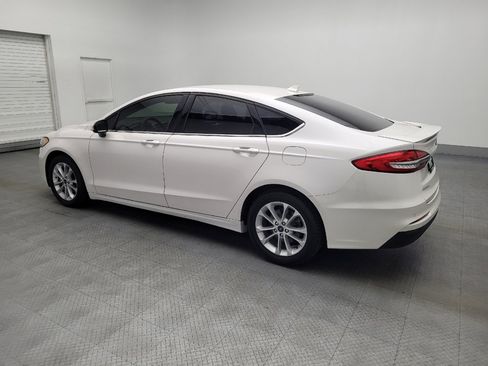 Used 2020 Ford Fusion SE image 3